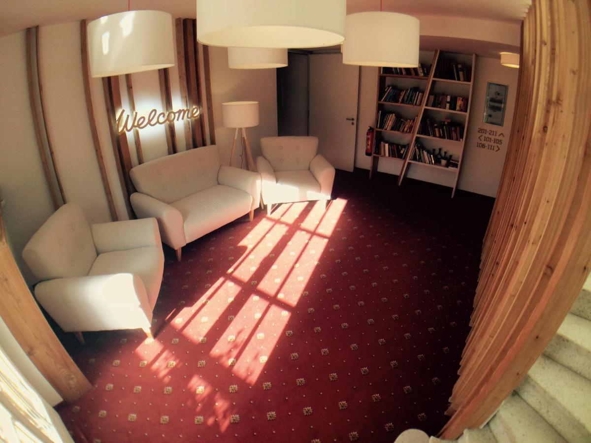 Seehotel Am Hallstaettersee Modern Rooms Obertraun Extérieur photo