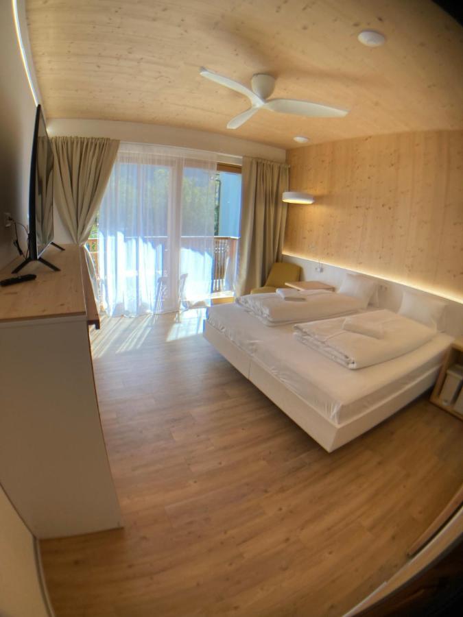 Seehotel Am Hallstaettersee Modern Rooms Obertraun Extérieur photo